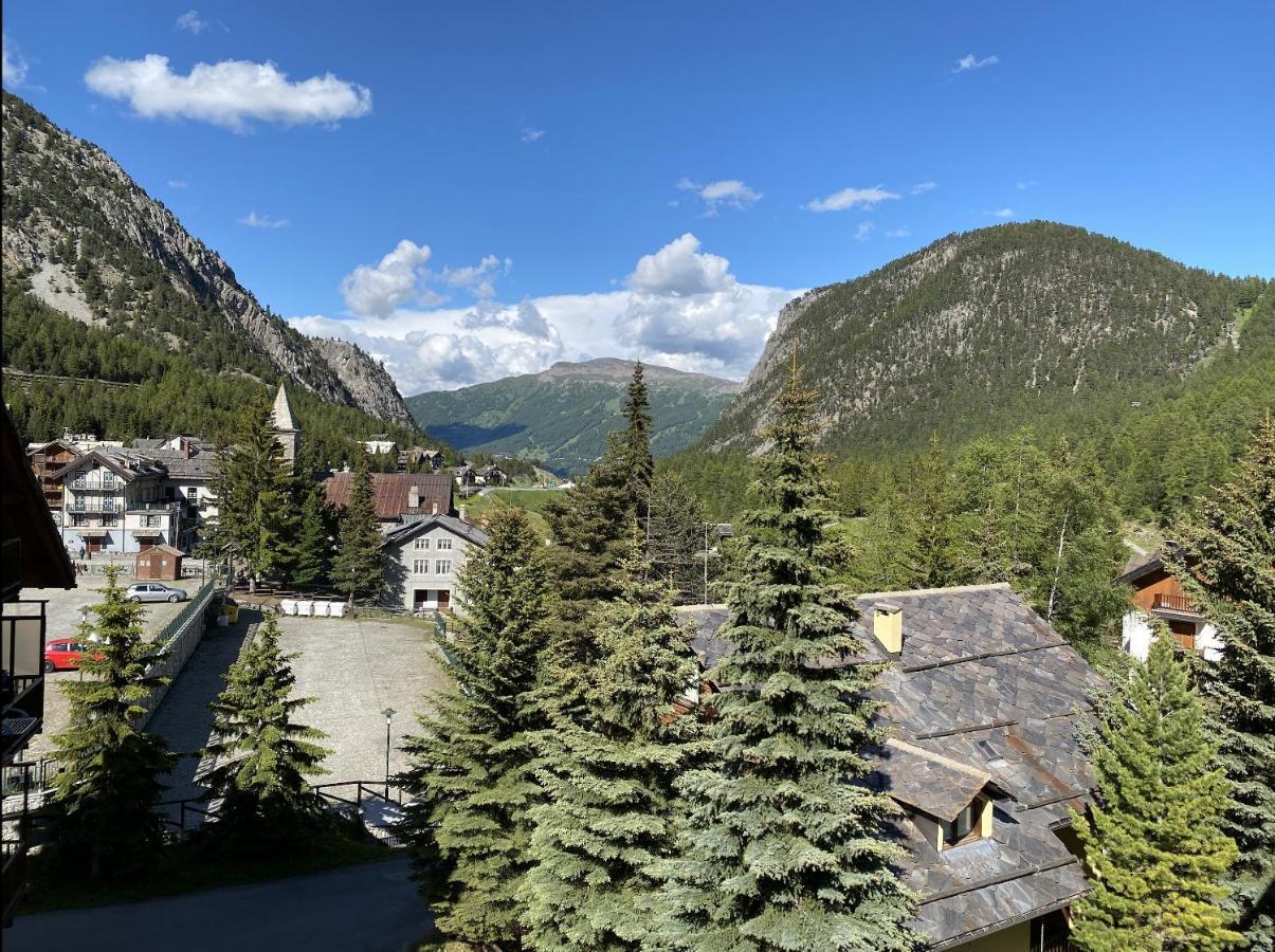Della Luna Hotel