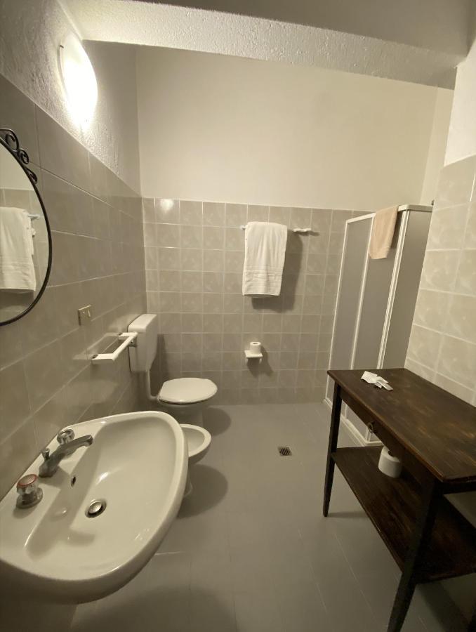 Della Luna Hotel *